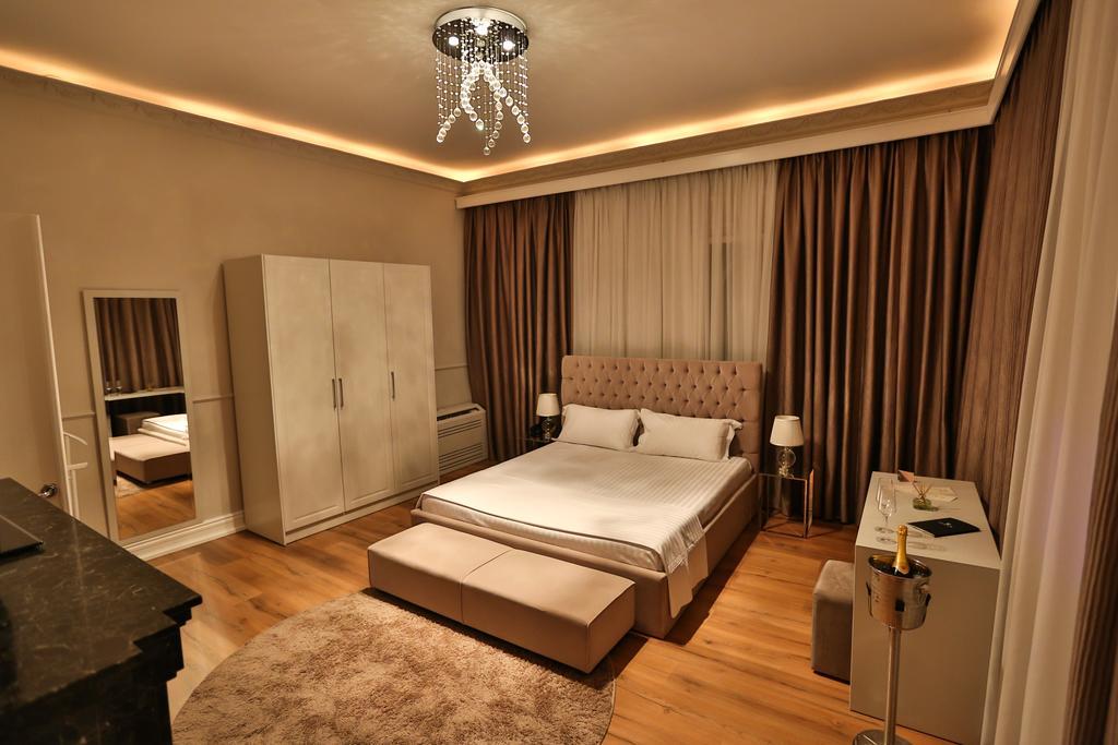 Padam Boutique Hotel تيرانا المظهر الخارجي الصورة
